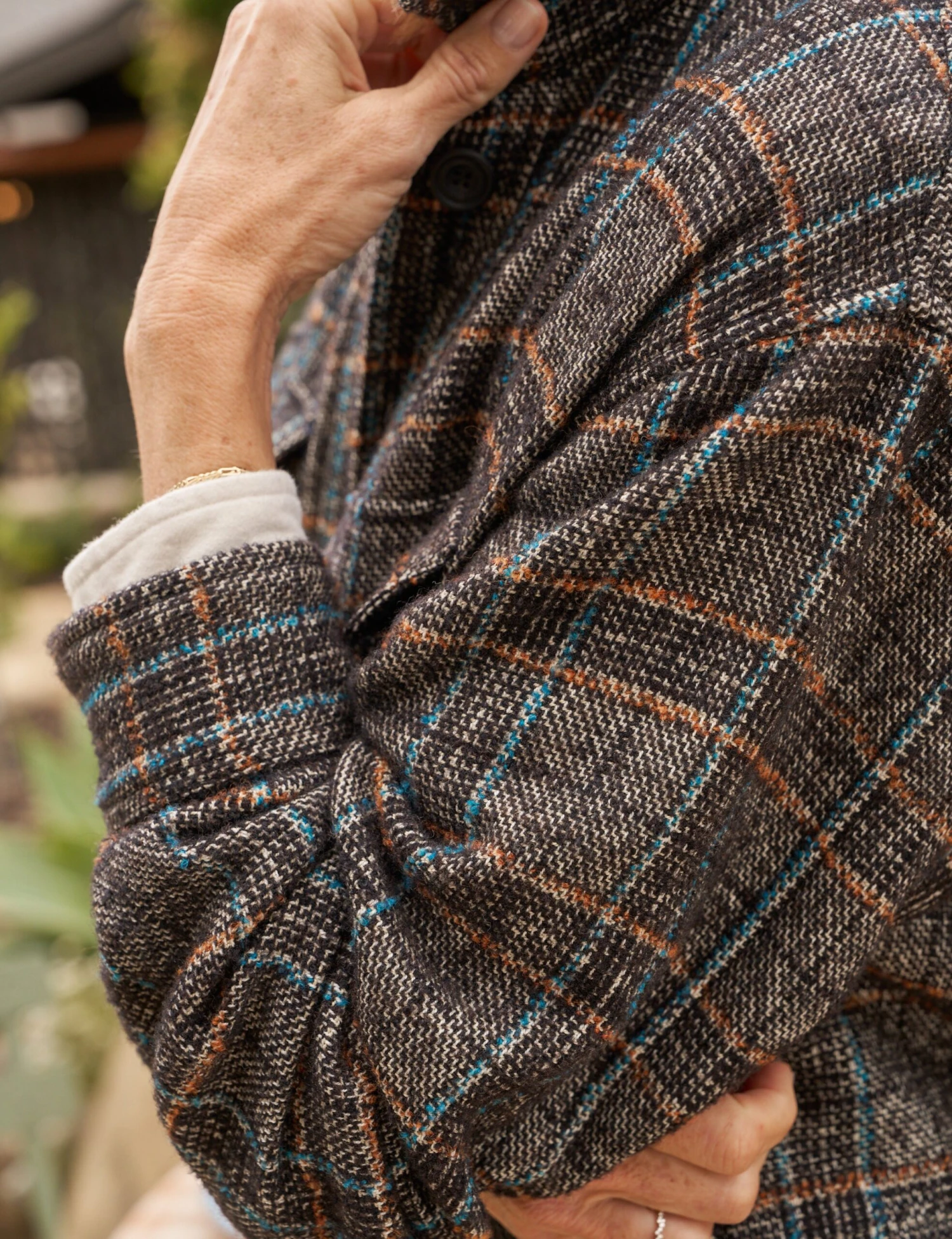 GAVIN Black And Blue Plaid, Italian Bouclé Wool - Image 3